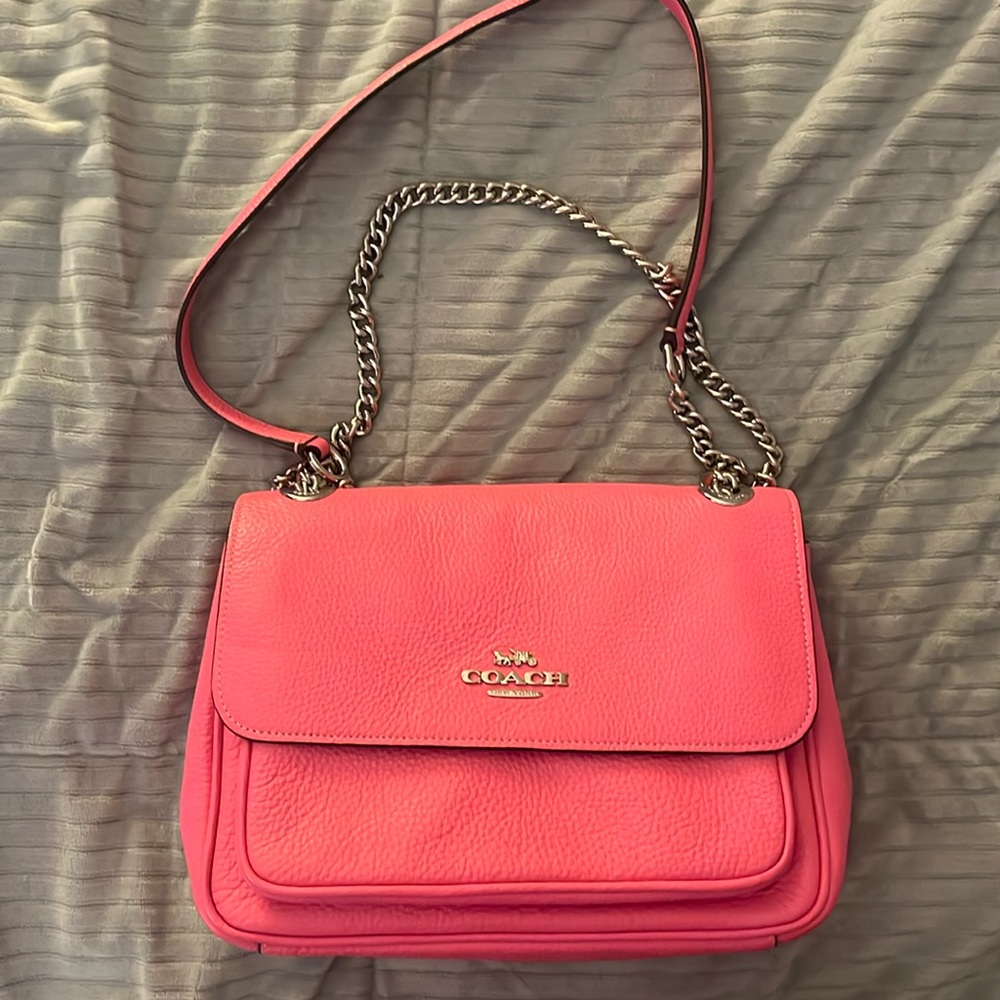 Coach Klare 25 in silver/petunia.